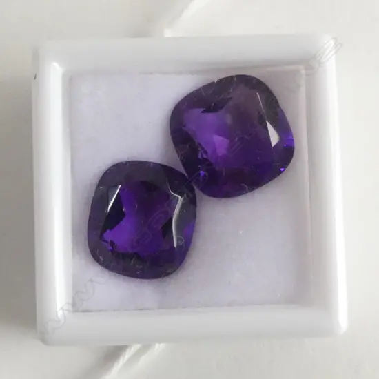 2 AMTHYST CUSHION CUT 9.1CT