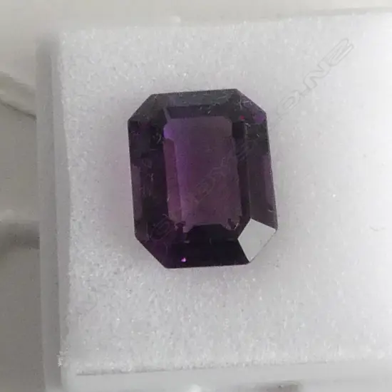 5.58CT FACETED AMTHYSTS OCTAGON CUT