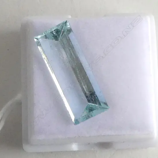 5.72CT FACETED AQUAMARINE, RECTANGULAR