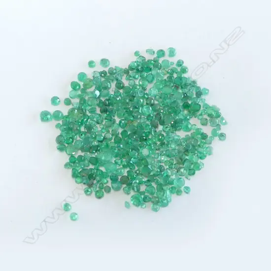 20CT FACETED EMERALDS, ROUND