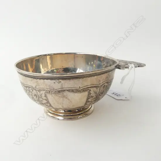 SILVER PEDESTAL SUGAR BOWL with quaich like handle CHESTER 1898 128gms. 