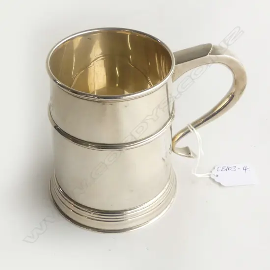 SILVER PINT TANKARD London 1933 by Searle & Co Ltd. 369gms