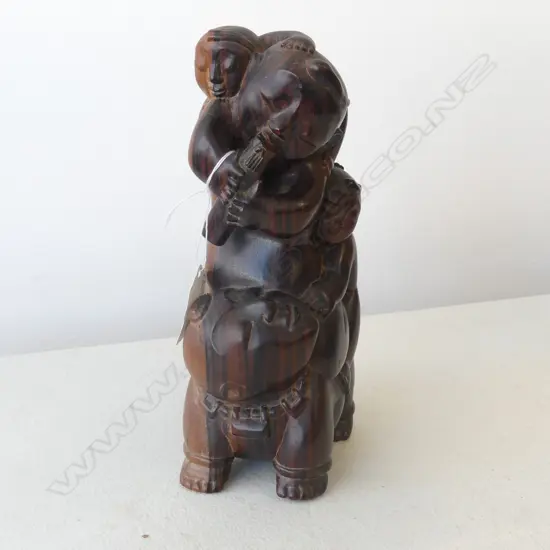 CHINESE ROSEWOOD CARVED MUSICIAN & CHILDREN H200MM