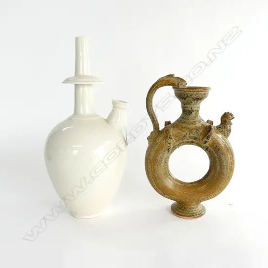 2 ORIENTAL VESSELS H.300, 240mm