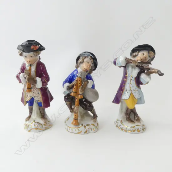 3 GERMAN Sitzendorf PORCELAIN MONKEY BAND MUSCIAN FIGURES H.130mm tallest. clarinet. bagpipes.Violin 