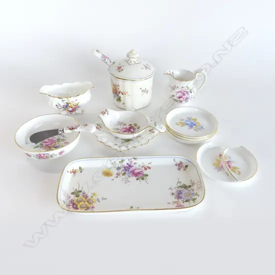 13 SMALL PIECES ROYAL CROWN DERBY POSIES CHINA: lidded preserve pot. tea strainer. dishes. Etc