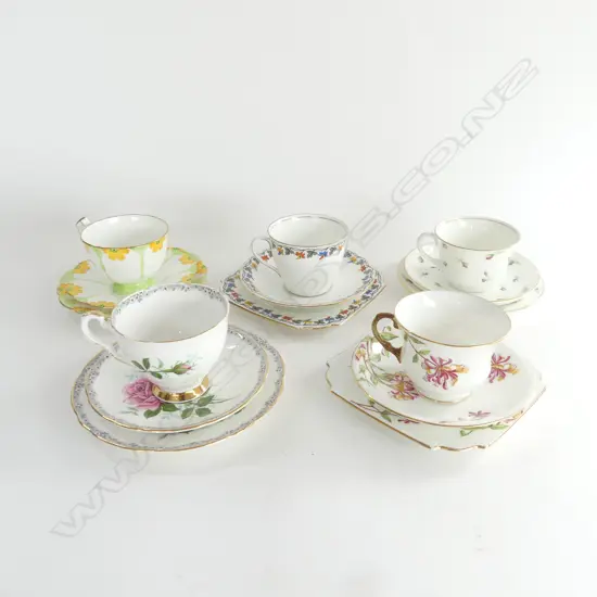 4 AYNSLEY ENGLISH CHINA TRIOS VARIOUS PATTERNS & ONE OTHER