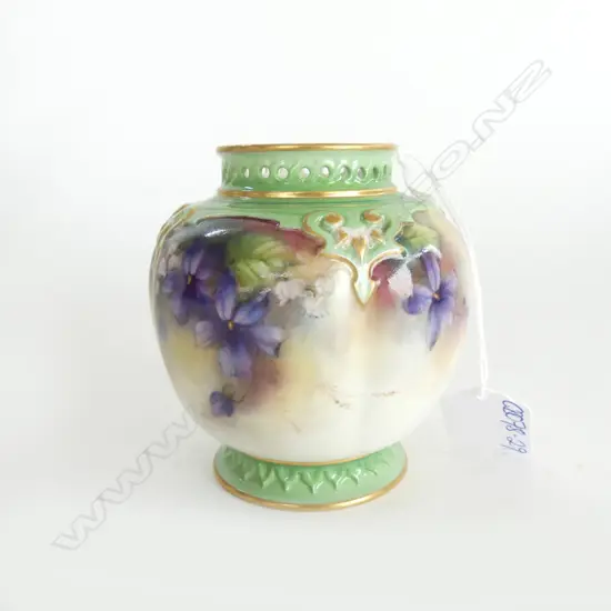 HADLEY'S WORCETSER VIOLETS PAINTED VASE. C,1940. shape 278. H.90mm
