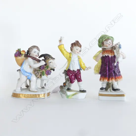 3 SMALL GERMAN PORCLAIN FIGURES H100 TALLEST