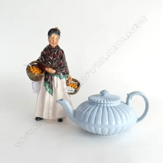 ROYAL DOULTON 'THE ORANGE LADY' H.215mm + BLUE TEAPOT (REPAIRED)