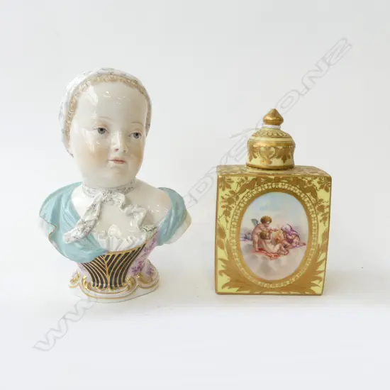 DRESDEN BUST H.140mm, LIDDED BOTTLE H.115mm