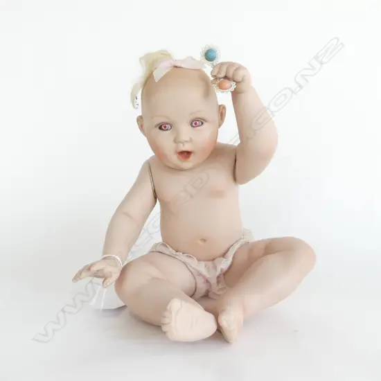 VINTAGE BISCE CHINA PIANO BABY ARTICULATED ARMS & HEAD H220MM