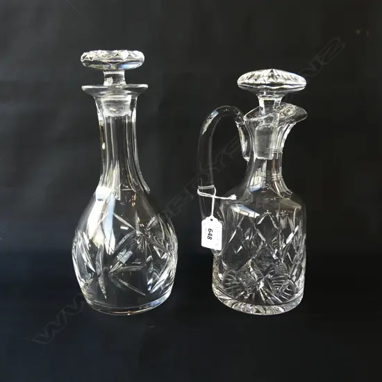 2 CRYSTAL DECANTERS H.265mm