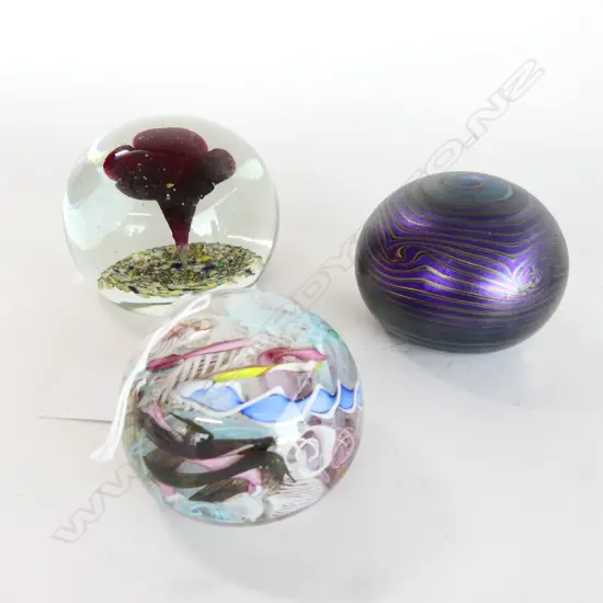 3 ART GLASS PAPER WEIGHTS: IRIDESCENT + SWIRLING VENETIAN GLASS + DARK RED FLOWER