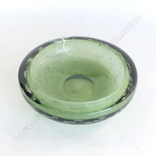 WHITEFRIARS GREEN ART GLASS BOWL 200mm dia