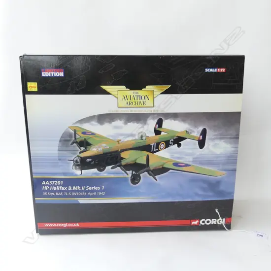 CORGI 1:72 DIE-CAST MODEL HP HALIFAX B.Mk.II, BOXED