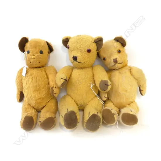 3 VINTAGE GROWLING TEDDY BEARS L380MM