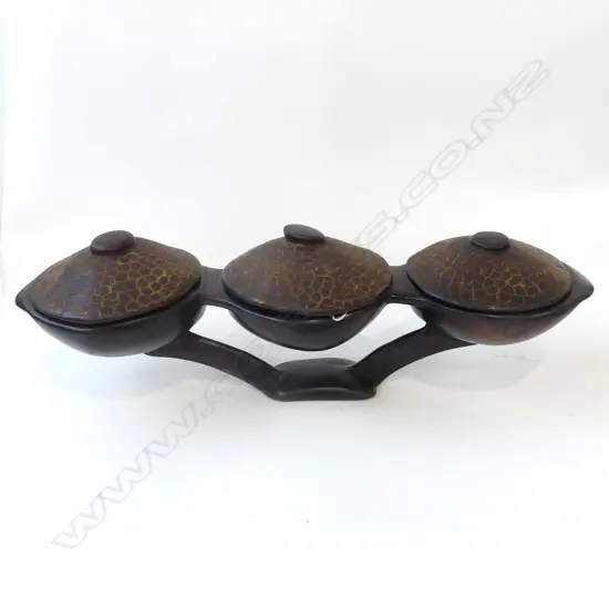 CARVED AFRICAN CENTREPIECE W600mm