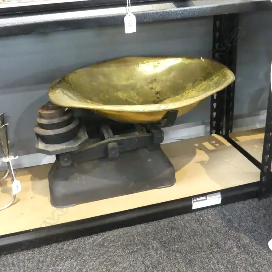 SET OF CAST IRON & BRASS SHOP SCALES L460MM & WIEGHTS