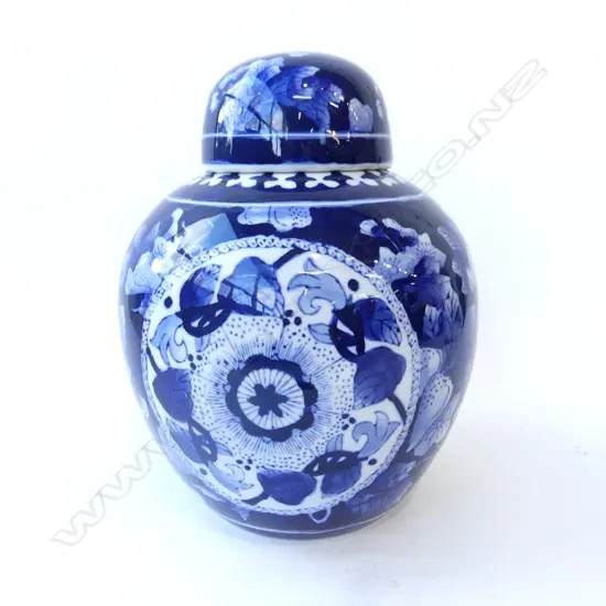 LIDDED B/W GINGER JAR H.260mm