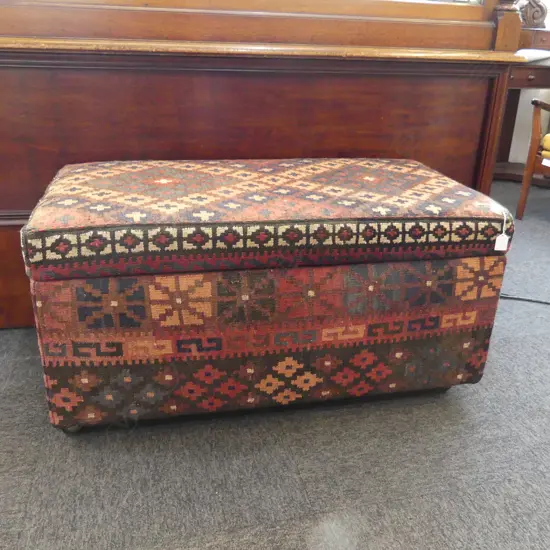 KELIM OTTOMAN w. STORAGE 960x500x480mm