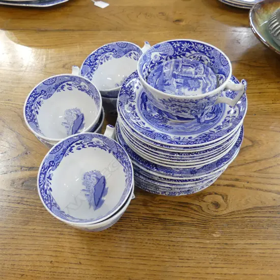 27 PCES COPELAND SPODE ITALIAN PATTERN; 7 CUPS, 8 SAUCERS, 10 PLATES 155mm dia + 2 PIN DISHES