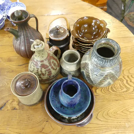 17 PCES STUDIO POTTERY