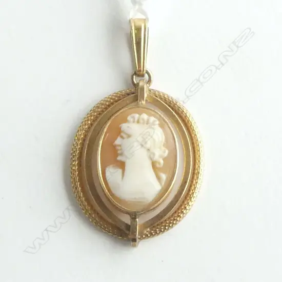 ROLLED GOLD CAMEO 