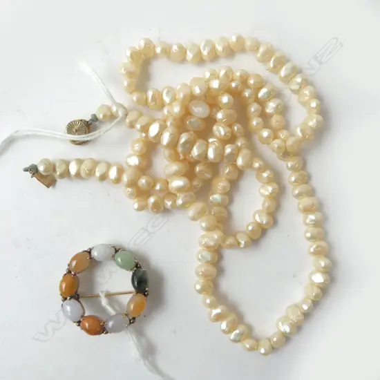 12ct gold filled BROOCH SET w SEMI PRECIOUS STONES PLUS STRAND OF FAUX RICE PEARLS