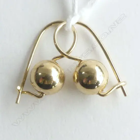 PR 9ct BALL EARRINGS W.8mm 1.6gm