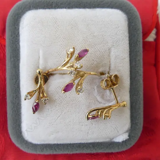14CT GOLD RUBY & DIAMOND RING & EARRINGS SET 3.5gms  multi size **RTV**