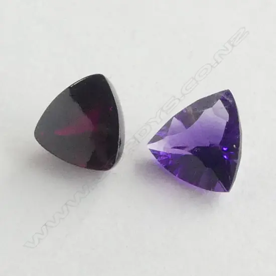 DEEP RICH LASER CUT AMETHYST VVS QUALITY & CABOCHON GARNET