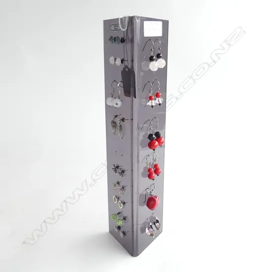 15 PRS SILVER EARRINGS