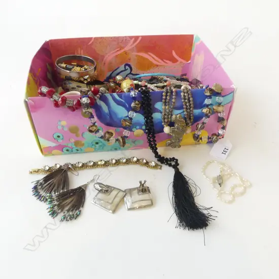 ASST. COSTUME JEWELLERY