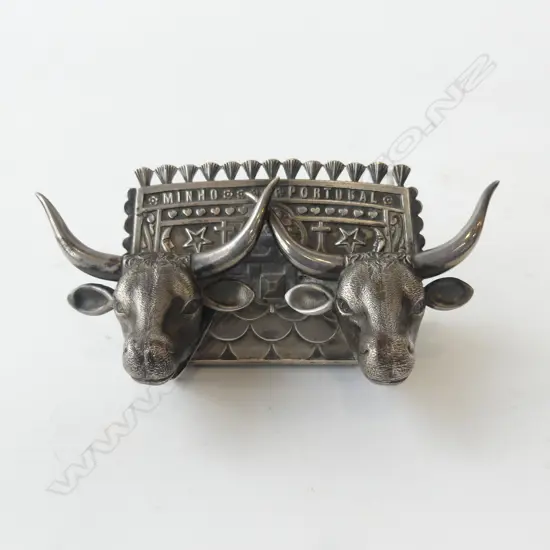 PORTUGAL SILVER NOVELTY TOOTH PICK HOLDER W 2 bull's heads 178gms