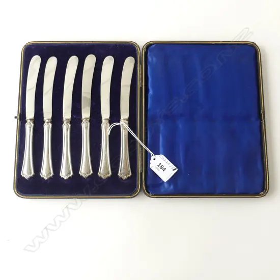 6 STG SILVER HANDLED PATE KNIVES IN VELVET CASE SHEFFIELD 1924
