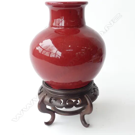 ORIENTAL STYLE SONG DE BOEUF VASE ON STAND H.255mm