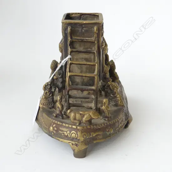 ORIENTAL METAL HOLDER H.150mm