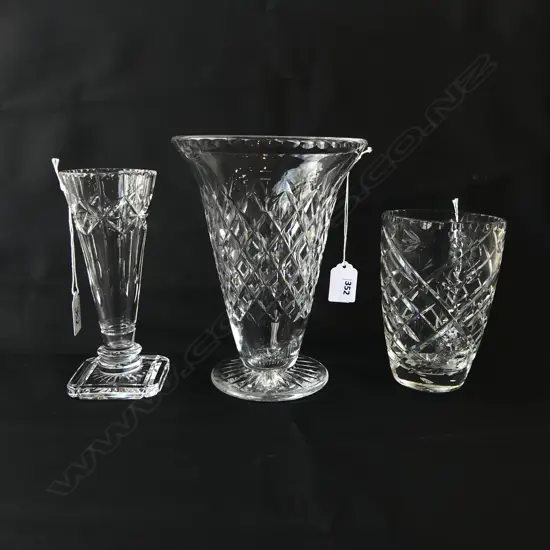 3 CRYSTAL VASES H220MM TALLEST