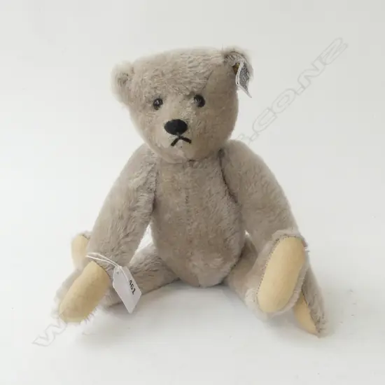 STEIFF CLASSIC LTD EDITION TEDDY BEAR WEST GERMANY WHITE BUTTON LABEL TO EAR, L.310MM