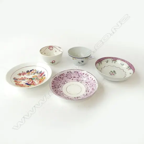 2 18thC TEA BOWLS + 3 SAUCERS