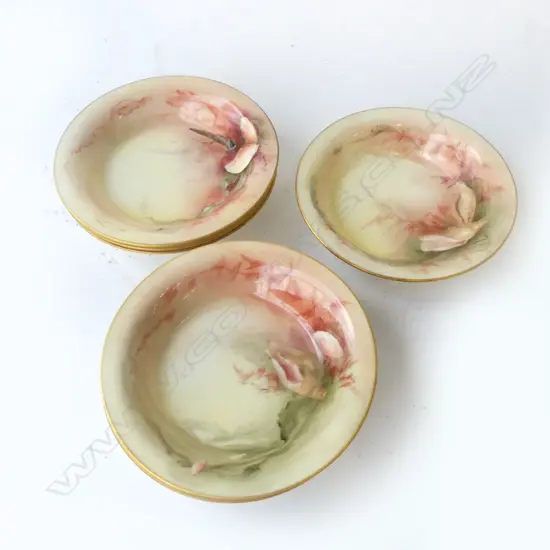 7 BELLECK DESERT BOWLS GOLD RIMMED IN SHADES OF PINK & GREEN