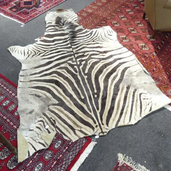 LG ZEBRA HIDE, FAULTS