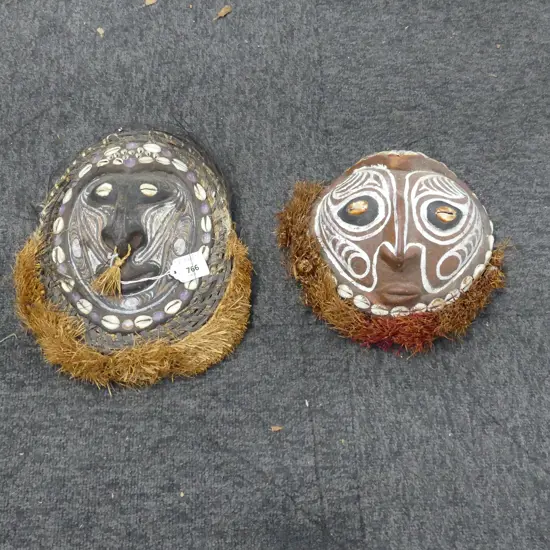 2 PNG POTTERY MASKS H.250mm