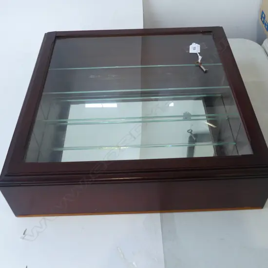 DISPLAY CABINET 470x120x470mm