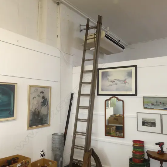 VINTAGE WOODEN FIREMANS LADDER L.4000mm