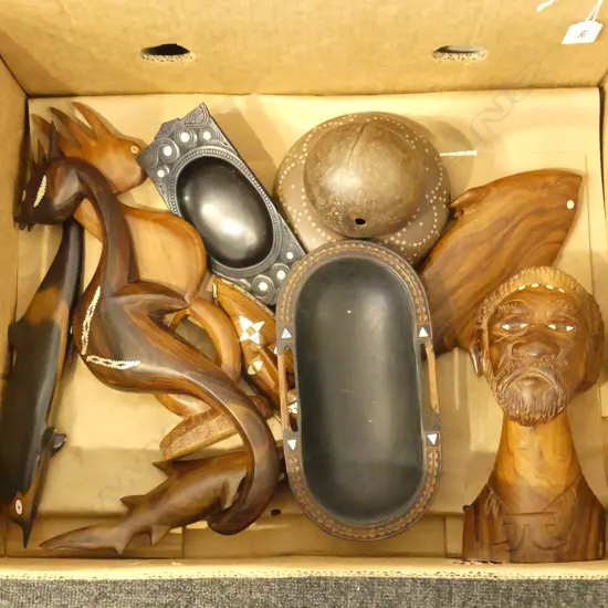 11 PCS SOLOMAN ISLAND WOOD ART CARVED FISH SEA HORSES ETC