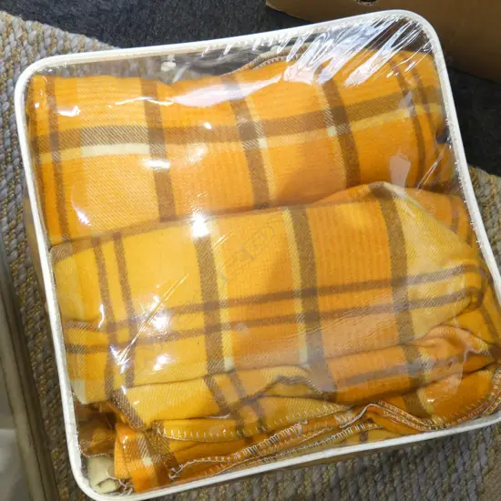 3 ORANGE WOOL BLANKETS