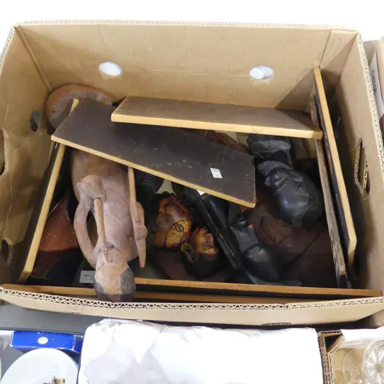 COLLECTION OF 16PCS AFRICAN WOOD CARVING & ART PCS