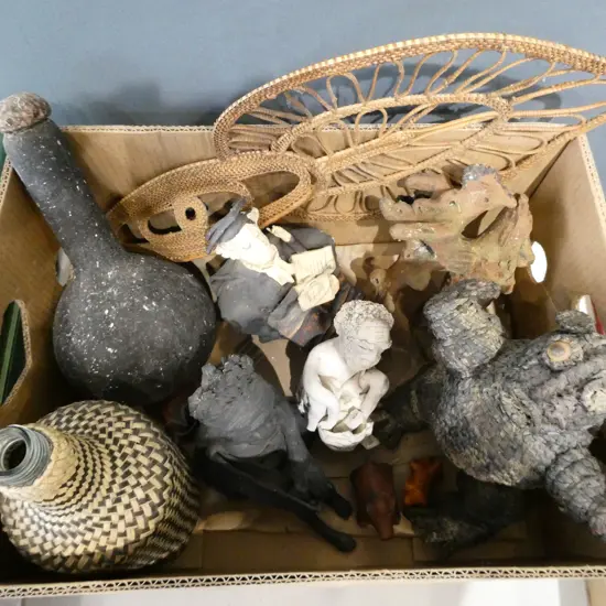 ASST. TRIBAL / PNG POTTERY ETC